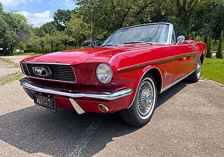 Ford Mustang Cabrio/Klima/seit 30 Jahren in DE