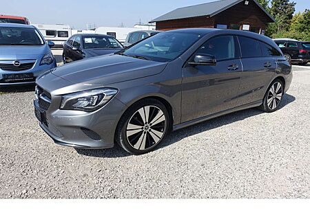 Mercedes-Benz CLA 200 UrbanStyle Edition LED Pano AHK Alu 18´´