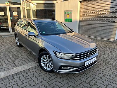 Volkswagen Passat Variant Business Aut. mit TÜV/AU-Neu,Standh.,Navi..