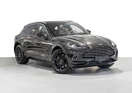 Aston Martin DBX -Minotaur Green-