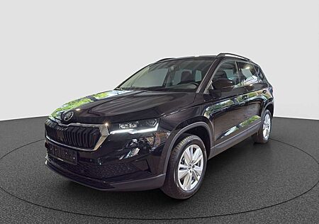 Skoda Karoq 1.5 TSI DSG Selection AHK / Lenkrad heizbar / K...