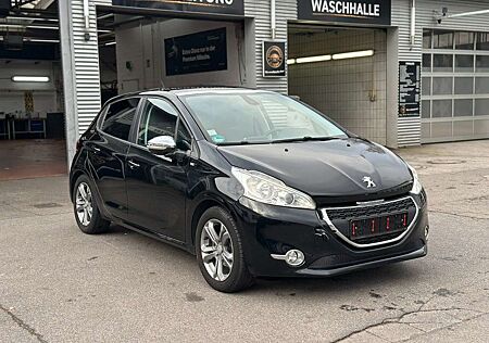 Peugeot 208 Style Panorama-Dach*Klima*USB*Touchscreen*