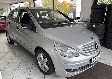 Mercedes-Benz B 170 *Sommer + Winterreifen