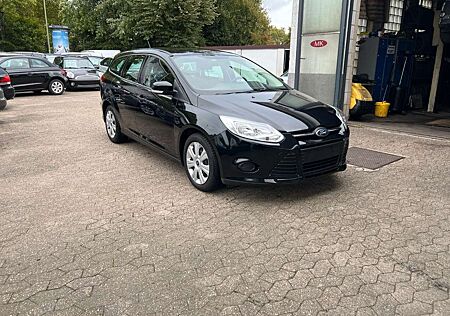 Ford Focus 1.0 Turnier Ambiente Klima-Erst 89TKM