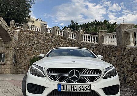 Mercedes-Benz C 220 d Cabrio 9G-TRONIC AMG Line