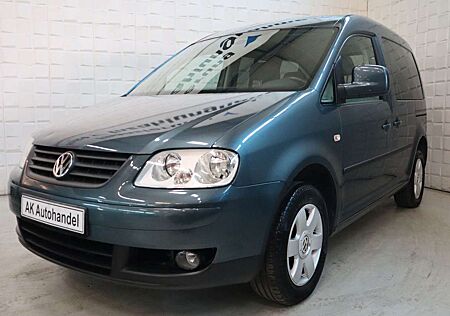 VW Caddy Volkswagen Life Team Klima AHK SHZ 8-fach