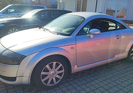 Audi TT 1.8 T Coupe (140kW)*Xenon*Leder*