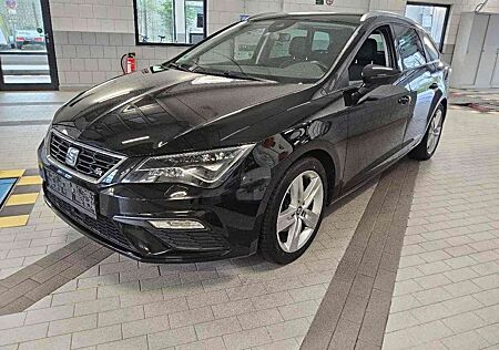 Seat Leon ST FR Black Matt Edition Kamera LED