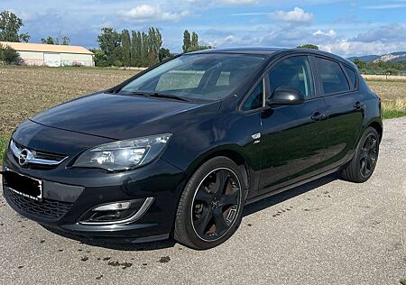 Opel Astra Active