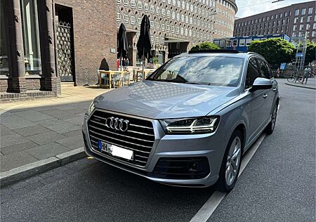 Audi Q7 3.0 TDI quattro tiptronic