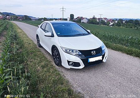 Honda Civic 1.8 i-VTEC Automatik Executive
