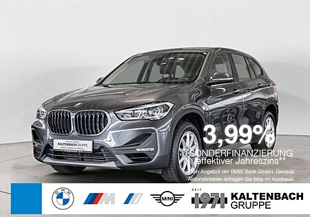 BMW X1 sDrive 20i Advantage FACEL. PANO AHK LED