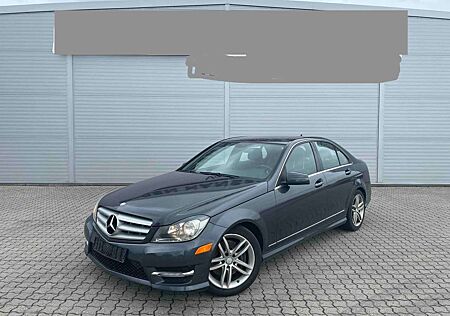 Mercedes-Benz C 300 C300 4MATIC BE AVANTGARDE/AMG-STYLE/AUT/NAVI/SHZ