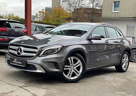 Mercedes-Benz GLA 180 Automatik NAVI/BI-XENON/PDC/ALU/GARANTIE