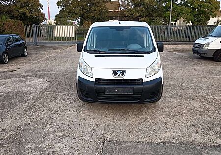 Peugeot Expert HDI 110 lang verglast