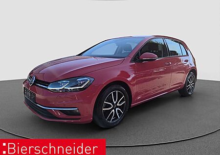 VW Golf Volkswagen 1.5 TSI Highline NAVI LED PDC