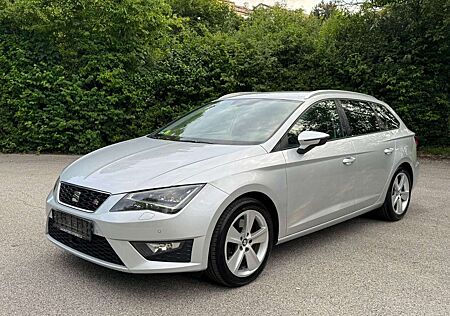 Seat Leon ST 2.0 TDI FR DSG Automatik ACC Matrix-Led