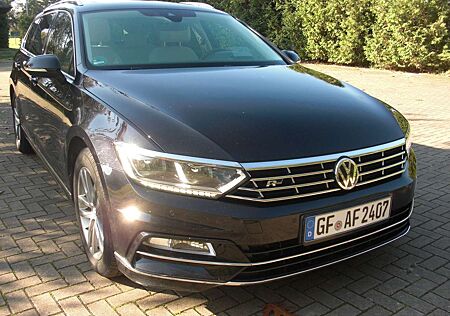 VW Passat Variant Volkswagen 2.0 TDI SCR DSG R LINE *VOLL!*