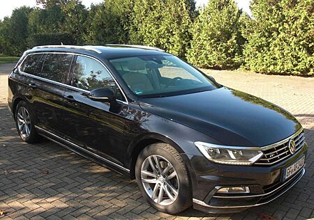 VW Passat Variant Volkswagen 2.0 TDI SCR DSG R LINE *VOLL!*