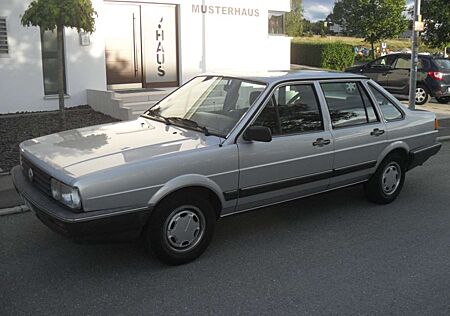 VW Volkswagen Santana GX5 Velour ZV el. FH 4x Servo Nebel Alu