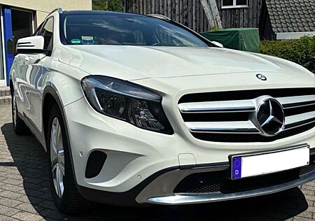 Mercedes-Benz GLA 180 (CDI) d Urban