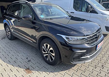 VW Tiguan Volkswagen 1.4 eHybrid OPF DSG ACTIVE 1 Hand