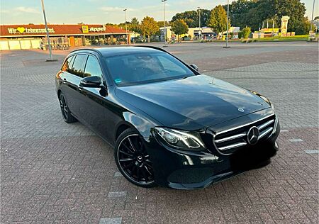 Mercedes-Benz E 220 d T 9G-TRONIC Avantgarde