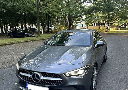 Mercedes-Benz CLA 200 (118.387)