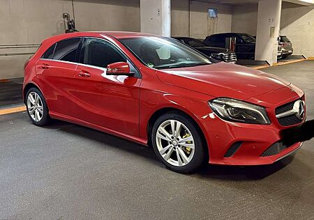 Mercedes-Benz A 180 BlueEfficiency (176.042)