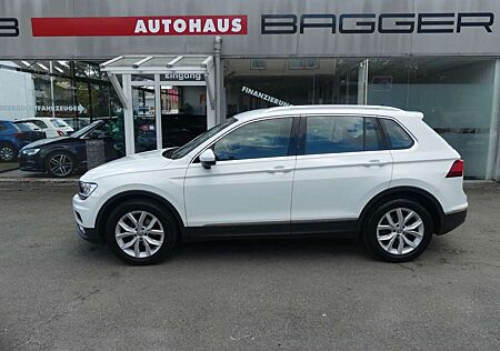 VW Tiguan Volkswagen Highline BMT/Start-Stopp DSG