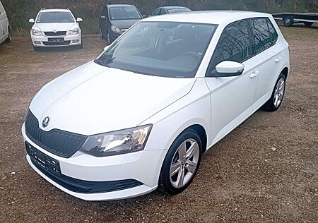Skoda Fabia Cool Edition 1,0i -- Kommision!!!
