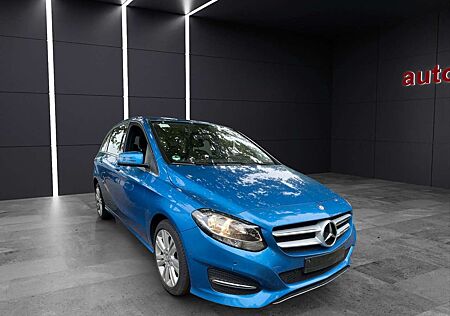 Mercedes-Benz B 180 Style/Automatik/AHK/Navi/Kamera/Sitzhzg/PD