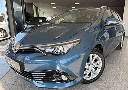 Toyota Auris Touring Sports Edition-S Tempomat Kamera