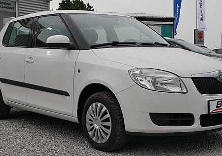 Skoda Fabia 1.6 Einparkhilfesen Klimaautomatik Tempomat IsoFix