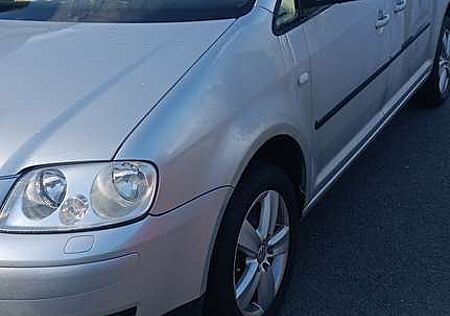 VW Caddy Volkswagen 1.9 TDI DPF Maxi Gewinner (7-Si.)