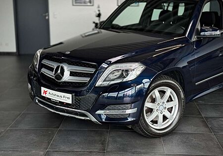 Mercedes-Benz GLK 220 4Matic *Bi-Xenon*1.Hand*Scheckheft*AHK*