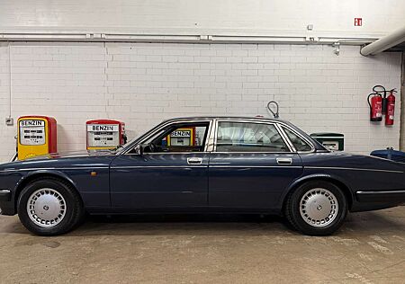 Jaguar XJ40 4.0 2. Hand