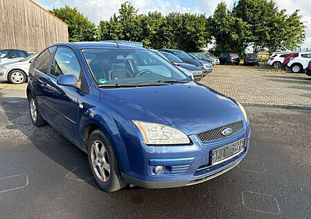 Ford Focus Lim. Style. KEIN TÜV!