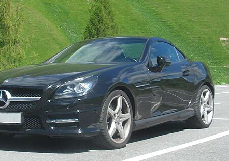 Mercedes-Benz SLK 200 BlueEFFICIENCY 7G-TRONIC Edition 1