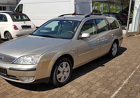 Ford Mondeo 2.5 Turnier V6 Ghia