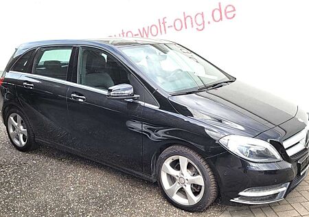 Mercedes-Benz B 180 7G-DCT Sport, Navi, PTS, Xenon, AHK...