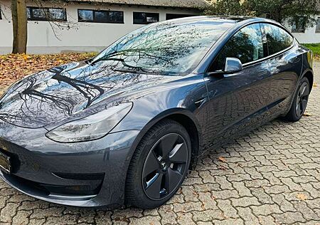 Tesla Model 3 Model+3+RWD+Hinterradantrieb