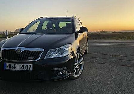 Skoda Octavia Combi 2.0 TSI RS