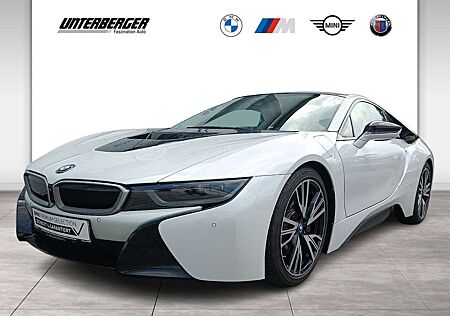 BMW i8 LED el. Sitze SHZ PDC 20" LED Alarmanlage