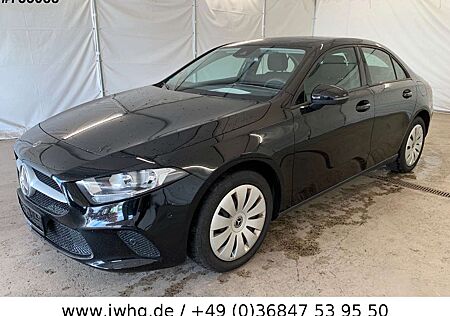 Mercedes-Benz A 250 e Navi DAB Spur Ass Tempo DigTacho Carplay