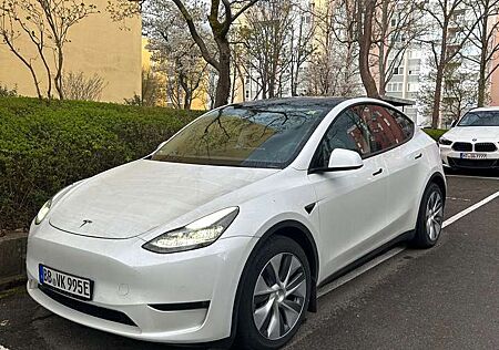 Tesla Model Y Long Range Dual Motor AWD