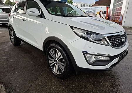 Kia Sportage Platinum Edition 4WD