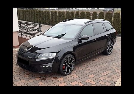 Skoda Octavia Combi 2.0 TDI RS 135 kW (185 PS)