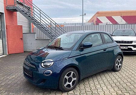 Fiat 500E Action 23,8kWh /Radio Paket