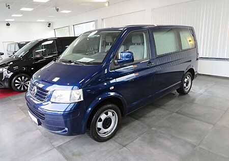 VW T5 Volkswagen Stolle Bestattungswagen / Leichenwagen